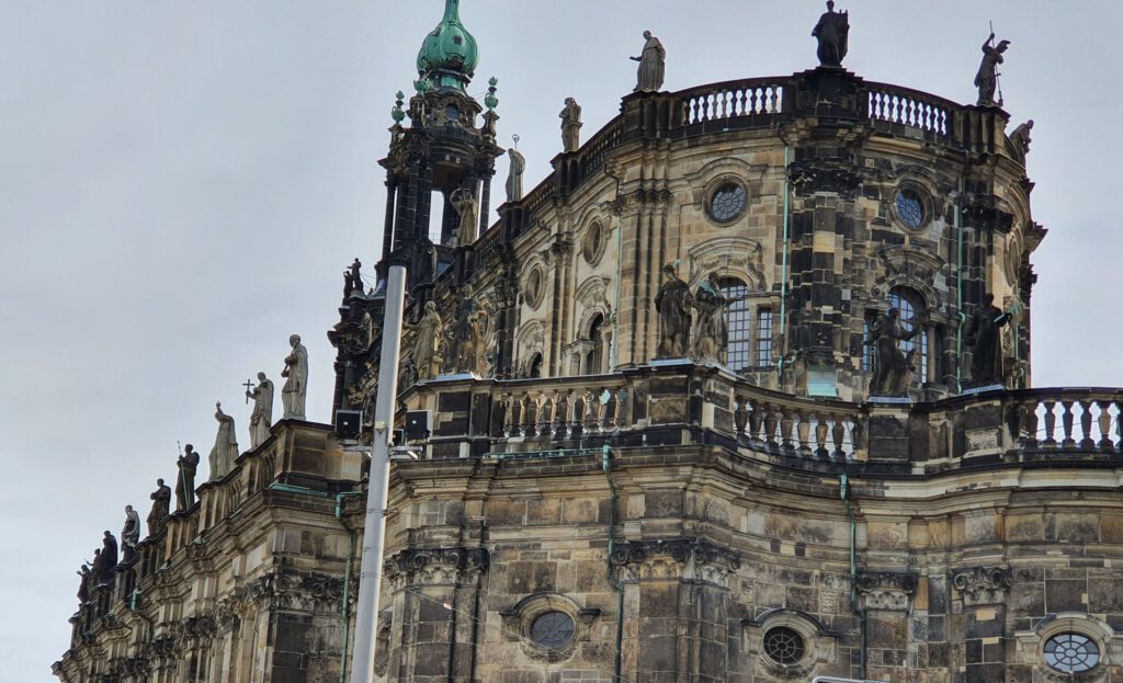 Katholische Hofkirche in Dresden